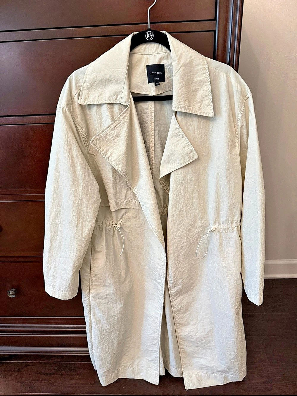 Love Tree Nylon Trench Coat in White Size Large Like New